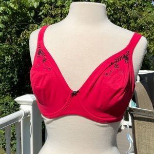 Victoria’s Secret Red Embroidered Vintage bra 38D EUC